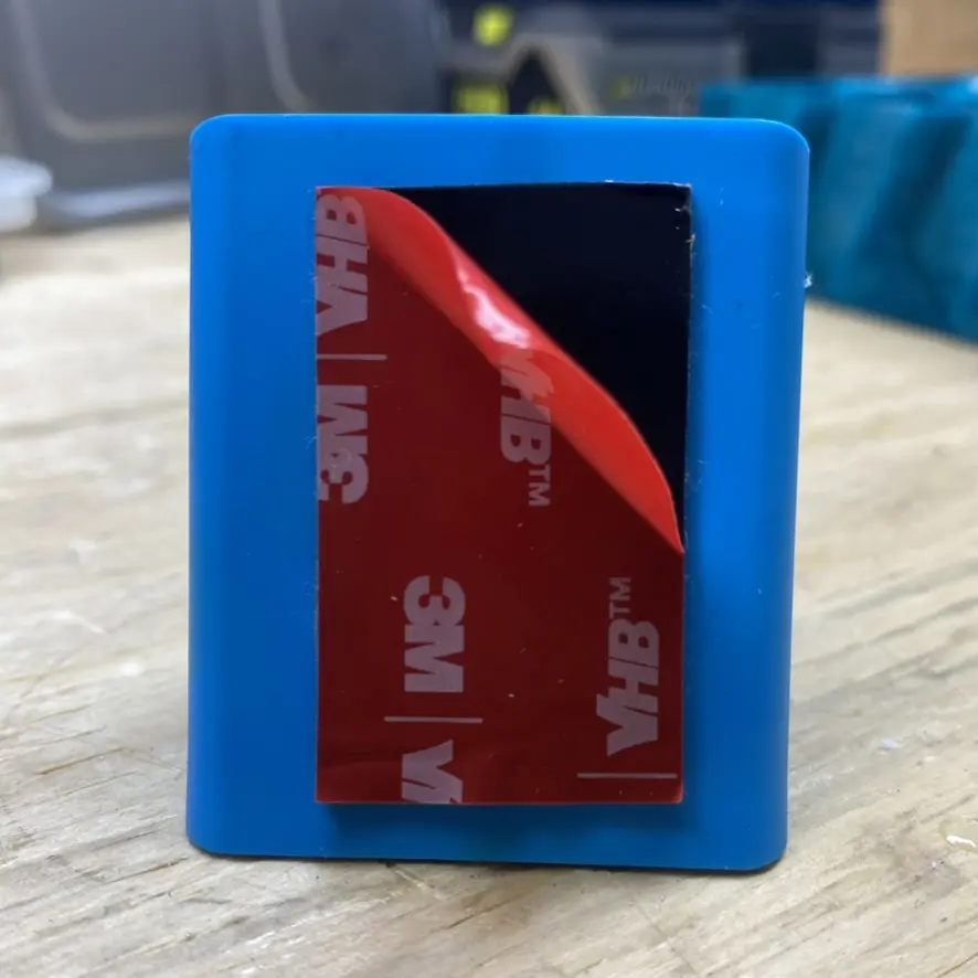 Protective layer on the tape is removed